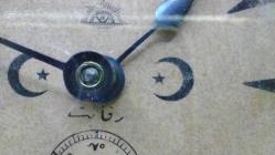 OSMANLI DÖNEMİ AY YILDIZLI İSVİÇRE HİSLON ÇALIŞIR(ARASIRA DURUYOR) DURUMDA MASA SAATİ 465