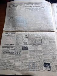 Cumhuriyet Gazetesi - 12 Ocak 1955 - Bağdat görüşmeleri bugün sona eriyor - İşçi meselelerine dair çalışma vekili Hayrettin Erkmen'in demeci - Adnan Menderes Lübnan'da 3 gün kalacak - Edirne'de sellerden oturdukları binanın duvarı yıkılan bir aile fotoğraf - Avrupa seller altında kaldı - Tevfik ileri'nin Dün bütçe encümeninde çıkardığı Hadise - Kasım Küfrevi Muhsin Ertuğrul fotoğraf - ecnebi dilli dört lisenin hazırlıkları - Mareşal Graziani dün öldü - Unesco'nun İstanbul şubesi kapandı - Türk Migros idare Meclisi reisi Turgut Bayar'ın basın toplantısı - Kıbrıs müftüsü Dana Efendi Fahrettin Kerim Gökay'ı ziyaret etti - şehrin yolları yazan Burhan Felek - Stalin'in oğlu mahpus - Sarajevo Ordu takımını 1-0 yendi - Beşiktaş ve Fenerbahçe'nin hazırlıkları - fenerbahçe atletizm kaptanı Turhan Göker apandisitten ameliyat oldu - zoraki diplomat yazan Yakup Kadri Karaosmanoğlu Yazı Dizisi - Sahte Kahraman Lawrence derleyen Samih Sami Yazı Dizisi - Kurtuluş Dakikası filmi Kadıköy hale sineması