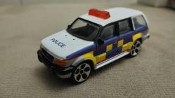 FORD EXPLORER 4X4 REALTOY  FULE LİNE SERİSİ 2013 YILI   SIFIR  HİÇ KULLANILMAMIŞ ORJİNAL KUTUSUNDA 1/64 ÖLÇEK KOLEKSİYON ÜRÜNÜ