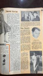 YELPAZE RESİMLİ SALON Mecmuası DERGİSİ - SAYI 689 - 25 AĞUSTOS 1965 - ROSE VE MYRA’NIN KARDEŞLİĞİ VE AİLE GERİLİMİ HİKAYESİ KIRK DOUGLAS VE GENERAL PATTON FİLMİ - HOLLYWOOD’DAN CINECITTA’YA JOAN CRAWFORD’UN FESTİVAL DÖNÜŞÜ - FRANK SINATRA VE MIA FARROW EFSANESİ PATRICIA NEAL’İN FELÇTEN KURTULUŞU VE ANNELİĞİ CARLO PANTI YAPIMCILIĞINDA YENİ FİLM - CATHERINE SPAAK VE ÜÇ YÖNETMENLİ YAPIM GINGER ROGERS’IN BROADWAY’E DÖNÜŞÜ “THEFT OF MONA LISA” FİLMİ VE MARINA VLADY - GEORGE CHAKIRIS YAZ MODASI VE MÜCEVHER KULLANIMI -MÜREN ÜMİT - YAŞAR AVNİ - ANIL EDİP - AKIN CHRISTINE OLIVIER GERBIER ARIAN ROZA - ZEKİ MÜREN, ÜMİT YAŞAR VE AVNİ ANIL’IN SANAT DOLU BULUŞMASI HİKAYESİ - SANATÇILARIN DUYGUSAL YÜKÜ VE TOPLUMSAL İLGİSİZLİK HİKAYESİ -  - 34 SAYFA