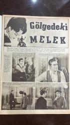 YELPAZE RESİMLİ SALON Mecmuası DERGİSİ - SAYI : 677 - 2 HAZİRAN 1965 - ANDRE MAUROIS – HÜSEYİN BOYSAN – ETIENNE CARLUT – LUCILE CARLUT – ANTOINE CONSANT – AYHAN IŞIK – SİRRİ GÜLTEKİN – YÜKSEL TANIK – RIZA EFENDİ  MEVSİM ÇİÇEKLERİ HİKAYESİ – ETIENNE’İN LUCILE’E DUYDUĞU DERİN ACI VE MEZAR ZİYARETLERİ – MONTPARNASSE MEZARLIĞINDA GEÇEN DUYGUSAL ANLAR – GENÇ KADININ DUA SAHNESİ VE ETIENNE’İN MERAKI – YÜZ ŞEKLİNE GÖRE ERKEK KARAKTERİ ANALİZİ – OVAL, ÜÇGEN, DÖRTKÖŞE VE YUVARLAK YÜZ TİPLERİNE GÖRE KİŞİLİK ÖZELLİKLERİ – AYHAN IŞIK’IN DELİKANLILIK DÖNEMİ VE SANAT YOLCULUĞU – ÇOCUKLUKTAN GENÇLİĞE GEÇİŞİN HATIRALARI – BABIALİ YOKUŞUNDA SANAT HAYALLERİ - JACK LEMMON – FELICIA FARR – CYNTHIA STONE – CHRISTOPHER LEMMON – GERALDINE CHAPLIN – JEAN GABIN – LESLIE CARON – EDITH PIAF – BRIGITTE BARDOT – JEANNE MOREAU – REX HARRISON – ALBERT FINNEY – RICHARD JOHNSON – KIM NOVAK – TUESDAY WELD – ELIZ LAMBER – HANRI NODE – MAURICE DRUON – ŞEKİBA KOR – BAY TANTOU  JACK LEMMON’IN KOMEDİDEN DRAMA  - 28 SAYFA