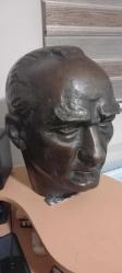 Eski bronz ATATÜRK büstü