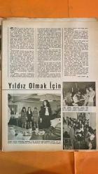 HAYAT HAFTALIK HABER MECMUA, DERGİSİ - ORTA SAYFA POSTER : Bursa'da Yıldırım'ın yaptırdığı Ulucamiİ FOTOĞRAFI - 29 ŞUBAT 1968 SAYI: 10 SIRA NO : 595 ŞEVKET RADO - HİKMET FERİDUN ES - MEHMET A KAYABAL - DOKTOR BARNARD - FLORENCE JAECKIN - TURGUT REİS - MUSTAFA KEMAL - ENVER BEY - SUNAY - SEMSİ KUSEYRİ - ÜMİT UTKU - HÜLYA KOÇYİĞİT - TAMER YİĞİT - SELDA ALKOR - EDİZ HUN - AJDA PEKKAN - SÜLEYMAN TURAN - CENGİZ YARBAĞ - SES MECMUASI - MÜNİH KARNAVALI - TRABLUS - BİNGAZİ - SUSA - SUUDİ ARABİSTAN - LİBYA MİLLİ EĞİTİM BAKANI - KRAL SUNUS - TİFDURUK MATBAACILIK SANAVİ A Ş BASIMEVİ - TÜRBEDAR SOKAK - İZMİR CADDESİ - AYDIN APARTMANI - KLODFARER CADDESİ - AYDINLIK HAN - CENTRAL BANK OF TURKEY - SES SİNEMA ARTİSTİ YARIŞMASI - CITY TAXI CO - KUDÜS - DORT AYAKLI TAKSİ - BARBAROS - PREVEZE ZAFERİ - MALTA - AKDENİZ - TÜRK KALESİ - MÜZE - TÜRK DONANMASI - KAPTANI DERYA - PRODÜKTÖR - JÜRİ ÜYELERİ -  YAPI KREDİ BANKASI REKLAMI -  EKSİKSİZ TAM TAKIM 48 SAYFA