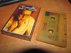 ZÜLFÜ LİVANELİ  SAAT 4 YOKSUN    KASET