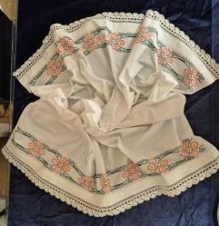 28 KANAVİÇE İŞLEMELİ YASTIK SARGISI 98 X 110 CM.