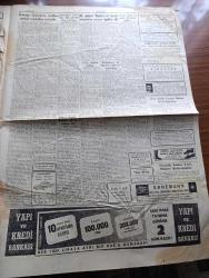 Cumhuriyet Gazetesi - 29 Eylül 1959 - Gülek'in çekilişi yazan Nadir Nadi Başmakale - Kasım Gülek'in istifası geniş tepkiler yarattı - Tokyo büyükelçimiz Süreyya Anderiman eşiyle birlikte elçilikte intihar etti fotoğraf - CHP genel başkanı İsmet İnönü yeni genel sekreter İsmail Rüştü Aksal'ı tebrik ederken fotoğraf - subayların istifaları için gerekli süre artırılıyor - Eisenhower ile Hrutçef neticeleri açıkladılar - 4. Avrupa romatizma kongresi dün açıldı - Rıhtım olayları ve İsmet İnönü - ilk ve ortaokullarla liseler dün açıldı - Ortadirek Yazan Yaşar Kemal Yazı Dizisi - Darwin'in yaptıkları yazan M. Kenan Kan - kızıllara amerikan yardımı - şu gazetecilik yazan Burhan Felek - Cezayirli milliyetçiler De Gaulle'e cevap verdi - lanet tiyatrosunda dün gece doksanbir numaralı kadın oyunu ile ilk temsil verildi - Ruslar aya ilk yolcuyu nasıl ve ne vakit göndereceklerini açıkladılar - İstanbul Ankara Radyosu Programı - serbest güreş milli takımı Tahran'a gitti -  Mustafa Dağıstanlı fotoğraf