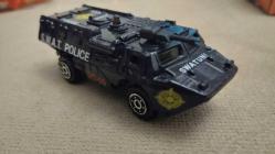 PRO ENGİNE STREET MACHİNE SERİSİ S.W.A.T. TRUCK  2008 YILI SIFIR  NADİR  HİÇ KULLANILMAMIŞ ORJİNAL KUTUSUNDA 1/64 ÖLÇEK KOLEKSİYON ÜRÜNÜ