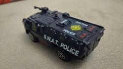 PRO ENGİNE STREET MACHİNE SERİSİ S.W.A.T. TRUCK  2008 YILI SIFIR  NADİR  HİÇ KULLANILMAMIŞ ORJİNAL KUTUSUNDA 1/64 ÖLÇEK KOLEKSİYON ÜRÜNÜ