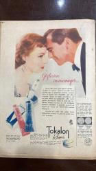 YELPAZE RESİMLİ SALON Mecmuası DERGİSİ - SAYI : 226 - 10 EKİM 1956 - GRETA GARBO - DARYL ZANUCK - BELLA DARVI - JEAN BLANCHARD - JOSÉPHINE BLANCHARD - CLAUDE - D. ÖZBAY - SAFA ÖNAL  TOKALON KREMİ - GÜZELLİK VE GENÇLİK - GRETA GARBO’NUN DÖNÜŞÜ - RİVİYERA AŞKI - BELLA DARVI’NİN GÖZYAŞLARI - TEK ÇOCUK SENDROMU - CLAUDE’UN YALNIZLIĞI - ÇOCUK GELİŞİMİ VE SOSYALLEŞME - PORTAKALLI HİKÂYE - HAPİS VE AŞK - GEÇMİŞİN YÜKÜ - SEVGİ VE KAYIP  CLAUDE’UN YALNIZLIĞI HİKÂYESİ - İHANET FOTOROMANI - GILBERT OMNES - MARILYN MONROE - DARYL ZANUCK - GRETA GARBO - BELLA DARVI - JEAN BLANCHARD - JOSÉPHINE BLANCHARD - CLAUDE - MARINO - GISELLA - CLARA - DOLERES - LORANO - SIMONA - METİN AFACAN - NADİDE HANIM  TEHLİKESİZ SKİ YAPMAK USULÜ - MARILYN MONROE’NUN LONDRA ZİYARETİ - BEKÂRLARI KORUMA CEMİYETİ - TOM’UN GECELİKLE ODUN KIRMASI - AMERİKAN GAZETE TİRAJLARI - ASANSÖRDE MAHSUR KALMA - GİZLİ AŞK VE MACERA - DOLERES’İN BÜYÜSÜ - YELPAZE OKUYUCUSUNA AŞK - CİLT HEDİYESİ FİYASKOSU  - 34 SAYFA