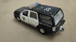 TOYS TOYS 1/38 FORD EXPEDITION HIGHWAY PATROL  ABD OTOYOL DEVRİYESİ SESLİ VE IŞIKLI ÇEK BIRAK PİLİ OLMADIĞI İÇİN DENENEMEDİ KULLANILMIŞ