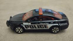 Ford polis interceptor MATCHBOX  2012 YILI SIFIR    HİÇ KULLANILMAMIŞ 1/64 ÖLÇEK KOLEKSİYON ÜRÜNÜ