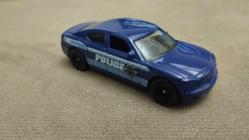 2004 DODGE CHARGER POLICE CAR   MATCHBOX  2009 YILI SIFIR    HİÇ KULLANILMAMIŞ 1/64 ÖLÇEK KOLEKSİYON ÜRÜNÜ