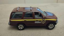 FORD EXPENDİTİON MATCHBOX  2011 YILI SIFIR    HİÇ KULLANILMAMIŞ 1/64 ÖLÇEK KOLEKSİYON ÜRÜNÜ