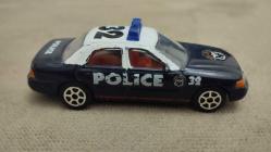 Realtoy Ford Crown Victoria Police Anti Crime 2008 YILI KULLANILMIŞ 1/64 ÖLÇEK KOLEKSİYON ÜRÜNÜ