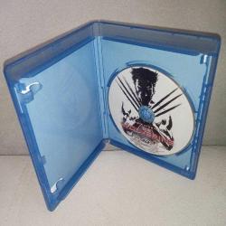 Blu-ray 3D The Wolverine Bluray. Orijinal. Türkçe dublaj ve altyazı seçenekli. Disk 10 üzerinden 9 sorunsuz çalışıyor koleksiyonluk