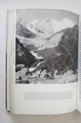 Mount Everest / Aufbau, Erforschung und Bevölkerung des Everest-Gebietes
