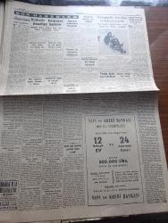 Cumhuriyet Gazetesi - 8 Ocak 1955 - Türk Irak görüşmeleri Dün Bağdat'ta başladı - dost Irak'ın Ordu Bayramı münasebetiyle Ankara elçiliğinde yapılan kabul resminde Genelkurmay başkanımız Iraklı subaylarla fotoğraf - Kapalıçarşı için yapılan kanun tasarısı - Cemil Sait Barlas'ın CHP'den ihracı istendi - dünya güzeli Antigone Sonstanda İstanbul'a geliyor fotoğraf - Adnan Menderes'in bağdat'ı ziyareti Iraklı kızılları korkuttu - İ. Galip Arcan şehir tiyatrosundan istifa mı etti - astımlılara iyi gelen Damlataş mağarasının mahiyeti - Adana'da troleybüs işletilecek - belediye daireleri tek binada toplanacak - İstanbul belediye reisi yazan Burhan Felek - Van'da balık unu fabrikası - Sovyet tarihçisi Tarle Öldü - Sarajevo Bugün Galatasaray ile karşılaşıyor - Galatasaraylı Bülent Eken bugün futbolu bırakıyor - Fenerbahçe kadrosunu dinlendiriyor - İstanbul Ankara Radyosu Programı - Zoraki Diplomat yazan Yakup Kadri Karaosmanoğlu Yazı Dizisi - Sahte Kahraman Lawrence derleyen Samih Sami