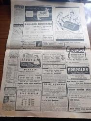 Cumhuriyet Gazetesi - 11 Ağustos 1946 - Halk Partisi'nin kuvveti ve zaafı yazan Nadir Nadi Başmakale - bakanlar kurulu Dün uzun bir toplantı fotoğraf - Demokrat Parti mecliste itirazlara hazırlanıyor - Demokrat Parti milletvekilleri meclise geliyorlar fotoğraf - Zafer Bayramı 30 Ağustos'ta dumlupınar'da büyük tören yapılacak - İngiltere Filistin mandasını bırakmıyor - Tel Avivde Kaçak silahların bulunduğu Mahal muhafaza altında fotoğraf - boğazlar andlaşması  - İzmir yangınını örten esrar - Cemal Nadir Karikatür - haftanın şakaları yazan Burhan Felek - Faide Yıldız Üsküdar yakartepe Gazinosu'nda - Safiye Ayla Mustafa Çağlar Mefharet Yıldırım Cağaloğlu Çiftesaraylar bahçesinde - Devlet Hava yolları umum müdürü Ferruh Şahinbaş - Başbakan Recep Peker tebriklere teşekkürlerini bildiriyor - milli kalkınma partisinin İzmir şubesi yeni merkezi tanımıyor - Charlie Chaplin'in Büyük diktatör filmi Almanya'da iyi karşılanmadı - Hitlerci gençlerin bazıları affedilecek - çapamarka
