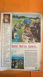 HAYAT HAFTALIK HABER MECMUA, DERGİSİ-   SAYI: 25 SIRA NO: 1715 TARİH: 18 HAZİRAN 1970 MYLENE DEMONGEOT - ÇETİN EMEC - BURCANSON - ALBERT SCHWEITZER - E. RENAN - LORD BYRON - G. B. SHAW - MARK TWAIN - CERVANTES - PLATO - DEMOCRITE - ECHOUCHARD LEBRUN - LACORDAIRE - CONFUCIUS - M. J. CHENIER - WINSTON CHURCHILL - NİKİTA KRUŞÇEV - MARIA CALLAS - ARİSTOTLE ONASSIS - JACQUELINE KENNEDY ONASSIS - CAROLINE KENNEDY - JOHN JOHN KENNEDY TEHLİKELİ MEVSİM YAZ - HEDEF NUH'UN GEMİSİ - DÜŞÜNCELER SÖZLÜĞÜ - GÜZEL ÇOCUK ÇİRKİN ÇOCUK - FIRÇAYLA OYNAMACA BOYAYA BULAMACA - CHURCHILL'İN TABLOLARI - KRUŞÇEV'İN KUYRUĞU - AYRILSAK DA BERABERİZ - İKİNCİ TEHLİKE - CIHAT TAHSiN GÜRSON - FİKRET AKSOY - GÜLTEKİN AĞAOĞLU - ŞEVKET SALİH SOYSAL - AKDEMİR ÇADIRCIOĞLU - OLCAY NEYZİ - ASUMAN EĞRİBOZLU - HATİCE LİGAR - FRANÇOİSE SAGAN - ANDRÉ GİDE - GUY DE MAUPASSANT - ANDRÉ ARMANDİ - MAZHAR ONAD - CEM DİCLE - FİLİZ ALÇIK - MURAT ALÇIK - EMRE ERDOĞMUŞ - HULUSİ YAĞ - AYLIN SARIKAN - AYSEN SA -  EKSİKSİZ TAM TAKIM 48 SAYFA