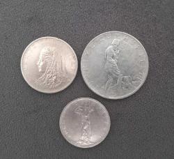 3 ADET 1970'LER 2,5 LİRA - 50 KURUŞ - 25 KURUŞ MADENİ PARA LOTU KONDİSYON 8/10.  KOLEKSİYONLUK NADİR