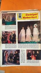 HAYAT HAFTALIK HABER MECMUA, DERGİSİ-   ORTA SAYFA POSTER: MAVNALAR TABLOSU - SAYI: 52 SIRA NO: 794 TARİH: 23 ARALIK 1971 ZEKİ MÜREN - HÜLYA KOÇYİĞİT - FATMA GİRİK - GÜLŞAH KOÇYİĞİT - BERKER İNANOĞLU - SELİM - NEVZAT OKÇUGİL - PATRICIA NIXON - RICHARD NIXON - NESİBE BATIYOK - SEDAT DİZİCİ - KORAY GÜNEY YAY BURCUNUN 3 YILDIZI - ZEKİ MÜREN’E KARPUZLU DOĞUM GÜNÜ SÜRPRİZİ - DOĞUM GÜNÜNÜ BİRLİKTE KUTLAYAN SANATÇILAR - NİXON’LARIN BEYAZ SARAY GÜNLÜĞÜ - PATRICIA NIXON’UN HAYATI - YILIN EN GÜZEL FOTOĞRAFI YARIŞMASI - NESİBE BATIYOK’UN BAĞIŞLARI - MALTEPE’DE CAMİ VE DİSPANSER - FERHATPAŞA ÇİFTLİĞİ BAĞIŞI - KOLERA SONRASI SAĞMALCILAR VE ESENLER’DE HAYIR HİZMETLERİ - İCLAL AR - AYŞE SARIALP - LEYLA NİSLİ - EDİBE KIRDAR - MÜCAP OFLUOĞLU - ŞİRİN DEVRİM - NİLÜFER SARPER - HANDAN ÖNİŞ - TÜRKAN ECZACIBAŞI - BELMA HAMAMCIOĞLU - ASUDE ZEYBEKOĞLU - FERİHA MİREL - SUAT AYSAN - BULUT - BERNA TOKAR - GÜLSEN ERAT - ATİYE DEMİRCİ - AYŞE BEYAZIT - BELMA VEZİROĞLU - ADLA CERRAHOĞL -  EKSİKSİZ TAM TAKIM 48 SAYFA