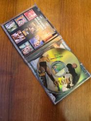 Sansar : VCD Film 1975 ( Oyuncular:  Behçet Nacar, Nur Ay, Emel Aydan, Kazım Kartal , Yönetmen:Yavuz Figenli)