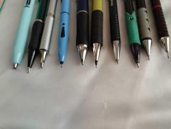 FABER CASTEL-ROTRİNG-OSAKA-MİKRO -LOGON-PENAC-ADEL-UMİX- COİN-FİXPOİNT 0.7MM VERSATİL KALEM 10 ADET +120 Lİ 12 KUTU UÇ+20 ADET BÜYÜK  SİLGİ TOPLAM 42 PARÇA