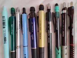 FABER CASTEL-ROTRİNG-OSAKA-MİKRO -LOGON-PENAC-ADEL-UMİX- COİN-FİXPOİNT 0.7MM VERSATİL KALEM 10 ADET +120 Lİ 12 KUTU UÇ+20 ADET BÜYÜK  SİLGİ TOPLAM 42 PARÇA