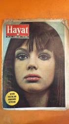 HAYAT HAFTALIK HABER MECMUA, ORTA SAYFA POSTER: ATATÜRK  - SIRA NO: 603 SAYI: 46 TARİH: 6 KASIM 1969 HOIMA MCDONALD - JULIA BABELUK - ŞEVKET RADO - HİKMET FERİDUN ES - ÇETİN EMEC ŞEKER HASTALARI ARASINDA HEYECAN - HAYAT VE GÜNEY SANAYİİ KUMAŞ KAMPANYASI - KADIN KUMAŞLARINDA YEŞİL KUPON DÖNEMİ - DÜŞÜNCELER SÖZLÜĞÜ - TÜRK KADİR BİLMEZLİĞİ: JULIA BABELUK’UN VİYANA KONFERANSI - HELE ŞÜKÜR: DANİMARKA’DA SEKS FUARI KAPANDI - PRENS CHARLES - KRALİÇE ELIZABETH - PRENS PHILIP - CAROLINE PERCY - SYBILLA EDMONSTONE - CAROLYN GERARD LEIGH - ARABELLA CHURCHILL - CHARLOTTE PONSONBY - CECIL KERR - MARY GAYE CURZON - SIBELLA DORMAN - VICTORIA ORMSBY GORE - JULIEN TREMAYNE - ROHAN MCCULLOUGH - JULIA BABELUK - IV. AĞA HAN - SARAH CRICHTON-STUART - ANNE-MARIE MERSEN - JANE O’REILLY - PATRICIA RAWLINGS - SYLVIA CASABLANCAS - TRACY PELLICIER - DOLORES GUINNE - ANUSKA PRENS CHARLES’IN MÜSTAKBEL EŞİ - KRALİYET AİLESİ VE EVLİLİK ARAYIŞI - GENÇ ADAYLAR VE SARAY HAYALLERİ - AĞA HA -  EKSİKSİZ TAM TAKIM 48 SAYFA