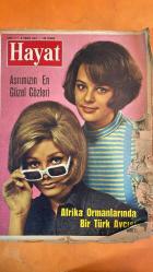 HAYAT HAFTALIK HABER MECMUA, ORTA SAYFA POSTER: MONA LISA TABLOSU - SIRA NO: 540 SAYI: 7 TARİH: ŞUBAT 1967 HÜLYA KOÇYİĞİT - AJDA PEKKAN - EROL DERNEK - VIRGIL GRISSOM - ED WHITE - ROGER CHAFFEE - WALLACE FENN - LYNDON B. JOHNSON - SEVKET RADO - SÜREYYA - FARAH PEHLEVİ - HERBERT VON KARAJAN - ELIETTE KARAJAN - ISABELLA KARAJAN - ALFRED HITCHCOCK ASRIMIZIN EN GÜZEL GÖZLERİ - AFRİKA ORMANLARINDA BİR TÜRK AVCISI - AY YOLUNDA BİR DRAM: APOLLO KAZASI - ÇEKİŞMELER VE ÇALIŞMALAR ÜZERİNE - KIŞIN ST. MORITZ’DE BOY GÖSTERENLER - SÜREYYA’NIN TEK BAŞINA TATİLİ - KARAJAN VE HITCHCOCK ST. MORITZ’DE - HAYAT VE İNSANLAR - SON FOTOĞRAFLAR - HÜZÜNLÜ TÖREN VE FEZA ŞEHİTLERİ - SUUD - PRENSES NOZHA - NASIR - FAYSAL - WINDSOR DÜKÜ - WINDSOR DÜŞESİ - WALLIS SIMPSON - EDWARD - STANLEY BALDWIN - LEON ZITRONE SUUD’UN KALBİNE GİDEN YOL KIZINDAN GEÇER - KAHİRE’DE PRENSES NOZHA’YA DEVLET İTİBARI - NASIR’IN SUUD POLİTİKASI - WINDSOR DÜKÜ VE DÜŞESİ: TAHTTAN FERAGATİN ARDINDAKİ AŞK - 30  -  EKSİKSİZ TAM TAKIM 48 SAYFA