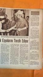 HAYAT HAFTALIK HABER MECMUA, ORTA SAYFA POSTER: İzmirden Bir Gece Manzarası - SIRA NO: 206 SAYI: 38 TARİH: 16 EYLÜL 1960 ELIZABETH TAYLOR - EDDIE FISHER - MUSTAFA DAĞISTANLI - İSMET ATLI - HASAN GÜNGÖR - FARAH DİBA - ŞAH PEHLEVİ - ZEHRA - MANAVAR - SADUN ALTUNA - ŞEVKET RADO - HİKMET FERİDUN ES DÜNYANIN EN ESKİ GEMİSİ BODRUM’DA BULUNDU - ELIZABETH TAYLOR VE EDDIE FISHER’İN İKİNCİ BALAYI - 1960 ROMA OLİMPİYATLARINDA TÜRK GÜREŞÇİLERİN ZAFERİ - MUSTAFA DAĞISTANLI, İSMET ATLI, HASAN GÜNGÖR ŞAMPİYON - ELIZABETH TAYLOR - EDDIE FISHER - SOPHIA LOREN - MARILYN MONROE - ALAIN DELON - CLAUDIA CARDINALE - CURD JURGENS - CLAIRE BLOOM - ZIZI JEANMAIRE - ROLAND PETIT - JACK LEMMON - SHIRLEY MACLAINE - FRED MACMURRAY - ALEC GUINNESS - JOHN MILLS - PIERRE GLEBOV - LUDMILLA GOURDCHENKO - TONY CURTIS - FRANK SINATRA - JOHN WAYNE - GUY MADISON - ELVIS PRESLEY - CHARLTON HESTON - LAURENCE OLIVIER - BRIGITTE BARDOT - ALAIN CARRÉ - FERNANDEL - RENÉ CLEMENT - BARBARA LASS - MI  -  EKSİKSİZ TAM TAKIM 48 SAYFA