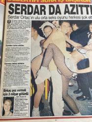 DEDEKTİF GAZETESİ DOĞUM GÜNÜ HEDİYESİ -21 TEMMUZ 1997 -Hande Ataizi-Pınar Elice-Sibel Can-Seren Serengil-İktidarsızım diyerek karısıyla sevişmeyen kurnaz koca zina yaparken basıldı-İktidar Yalanı-Müthiş Teklif-O ne şeytandır-Ozan beni de sevdi-Serdar da azıttı-Baldız davasına ölüyordu-Yeni aşk arıyor-Hangisi daha güze— Yunanistan’ın karşımızda görmek istiyor Hatice Öz-Yılmaz’la basılan Deniz-müthiş teklif-trilyoner dul uche ile okochayı istedi-selam olsun Serdar Ortaç’ın seks oyunu herkesi şok etti-Tanju Çolak-Rıdvan Dilmen-Banu Alkan-Başak Sayan-Ünal küpeli-Mustafa Sandal-Tuğba Özay-Ebru Şallı-Ozan orhon-Adnan Kahveci-Nimet Kahveci-hangisi daha güzel-Çetin Coşkun-talihsiz baba dedektife bu pozu verdikten sonra öldürüldü