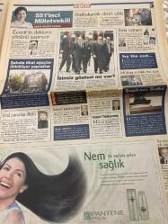 STAR BOX GAZETESİ DOĞUM GÜNÜ HEDİYESİ -26 MAYIS 2002 -İbrahim Betil-Senem Betil-Atilla Kıyat-Özgür Kıyat-Deniz Güçer Erdem-Ecevit-Durgut Zileli-Cemil Çiçek-Mustafa Bulun-Orhan Borçak-Erkin Koray-Vural Şerifoğlu-Ahmet Tunagür-Özkan Demir-Zafer Turgut-Kadir Kılıçparlar  Bankacının kızı pastacı Amiralın oğlu türkücü-551’inci Milletvekili-Başbakanlık cimri çıktı-Rakı uzmanı-Ecevit’in doktoru yönünü şaşırıyor-Şatoda ithal ağaçlar dökülüyor yapraklar-İzinsiz gösteri mi var-Kral pavyona düştü-Sessiz kayınpeder-Güzel Türkçemiz-Gelin Kebabı-Bastığın yeri bileceksin-Baba sakın brockman-Erkin Koray’ın Diskografisi-Dünyayı gözetleyen uçak-Kedi sözlüğü-Bu resmen bir devrim