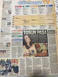 STAR GAZETESİ DOĞUM GÜNÜ HEDİYESİ -23 AĞUSTOS 2000 -Emel Sayın-Hamid Yasaman-Emel Sayın-Savaş Kalafat-Billur Kalkavan-Yaşar-Kenan Doğulu-Bengü-Müşerref Akay-Ekber Gencer-Zeynep Tunuslu-Uzay Kanat-Uzay Hepgüler-Nazende Korukçu-Seher Alaçam-Mehtap Kavak-Ferda Nukan-Maya Uras-Aylin Ertek-Özlem Ispartalıgil-Ahmet Ağaoğlu-Tuluyhan Uğurlu-Selin Boronkay-Hakan-Gülin-Erem-Gizem Can-Hülya Avşar-Betül Demirtaş-Hülya Avşar-Hande Ataizi-Tarık Akan-Kadir İnanır-Ajda Pekkan-Ebru Gündeş-İbrahim Tatlıses-Mahsun Kırmızıgül-Turan Seyfioğlu-Süleyman Turan-Coşkun Aral-Sinan Bengier-Zerrin Sümer-Erdal Tosun-Deniz Görkem-Macit Otel-Kartal Tibet-Hümeyra-Atıf Yılmaz-Kemal Sunal-Şener Şen-Müjde Ar  Emel kendini tecrit etti-Billur tanesi-Yeniden aşka selam-Evleniyor-Küçük Uzay, cici babasının yanında staj görüyor-Vantilatörlü şarkıcı-İstanbul şarkı söylüyor-Şampiyon golfçüler-Alkol yok buzlu çay var-Can’lar biraraya geldi-Çapkın Kurt işbaşında-Konser rekortmeni-Bitmeyen dargınlıklar-Kim daha güzel?-Mümin küskün
