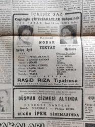 Cumhuriyet Gazetesi - 29 Eylül 1946 - bir sonbahar düşüncesi yazan Nadir Nadi Başmakale - Rusya cevabi notamızda karşılık verdi - Moskova hükümeti boğazların müdafaasının Türkiye ve Rusya'ya ait olmasını da ısrar ediyor - Yunan kralı Yorgi milletini milli birliğe davet etti fotoğraf - Mısır kabinesi istifa etti - istifa eden İsmail Sıtkı Paşa kabinesi azası fotoğraf - Nazi harp suçluları kararı beklerken - Von Neurath Dr. Schacht Ve Von Papen'in beraat edecekleri tahmin ediliyor - Cemal Nadir Karikatür - haftanın şakaları yazan Burhan Felek - kumkapı Verem dispanseri Dün törenle açıldı - Safiye Ayla Kemani Nobar Tekyay bülbül sesli sanatkar Menşure Cağaloğlu Çiftesaraylar bahçesinde - Yavuz Sultan Selim Ağlıyor yazan Feridun Fazıl Tülbentçi yazı dizisi - futbolda lig maçları başlıyor - En mühim müsabaka Fenerbahçe Beşiktaş arasında oynanacak - Amerikalı kulağına göre Türk musikisi - kıymetli ses sanatkarımız Suzan Yakar fotoğraf ve İsmail Dümbüllü Tiyatrosu Beşiktaş bahçesinde - Odeon