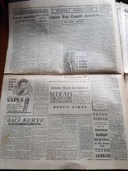 Cumhuriyet Gazetesi - 5 nisan 1955 - Türk ve Lübnan Devlet reisleri bugün trenle İstanbul'a geliyorlar - misafir devlet reisi Camille Chamoun'un cumhuriyet'e demeci - Churchill tatile başlıyor - misafir Lübnan Devlet Reisi Camille Chamoun Cumhurreisimiz Celal Bayar  ve başvekilimiz Adnan Menderes'e verdiği nişanları eliyle takarken fotoğraf - Lübnan'da Türkiye aleyhinde dünkü komünist nümayişi - genç milli takım Roma'ya vasıl oldu fotoğraf - Pakistan Türk Irak Paktı'na davet edildi - Atina radyosunun Kıbrıs'ta İsyan çıkarmaya çalıştığı belirtiliyor - Dumlupınar şehitleri törenlerle anıldı fotoğraf - Hacı Kurye Yazanlar Nihal Karamağaralı ve Va Nü yazı dizisi - İzmit'te yeni cezaevi açılırken yazan Profesör Doktor Nurullah Kunter - hisarın ve tarihi eserlerin restorasyonu - bir hesap yazan Burhan Felek - haftanın olayı Akdeniz futbol turnuvası - basketbol liginde son puan durumu - futbol Federasyonu Başkanı Hasan Polat'ın basın toplantısı - kaybolan diplomatlar yazı dizisi