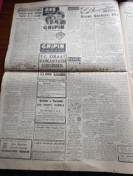 Cumhuriyet Gazetesi - 18 Mart 1955 - kabine dün tam dört saat süren bir içtima yaptı - Yalta Konferansı zabıtları neşredilince fırtına koptu - Yalta konferansında Churchill Roosevelt ve Stalin bir arada fotoğraf - Cumhuriyet Halk Partisi il Kongresi dün sabah başladı fotoğraf - Dolmabahçe vapurunda bir yaralama Hadisesi - Doktor Mükerrem Sarol Metin Toker davasında bilirkişi raporu dün belli oldu  - kaybolan saray eşyası meselesi - şeker için kuyruk fotoğraf - 18 Mart Çanakkale zaferi - işçiye grev hakkının tanınması - Hacı Kurye Yazanlar Nihal Karamağaralı ve Va Nü yazı dizisi - köylerde ziraate dair filmler gösterilecek - Audrey Hepburn'a rakip bir türk kızı  Suna Arcan - şeker işi neden aksadı yazan Burhan Felek - Ankara genç takımı İzmir'i 6-3 yendi - milli takım için Galatasaray'dan Coşkun İzmir'den Sabahattin çağrıldı - ayın fethi için son hazırlıklar ve ayda inilecek noktanın tespiti - 1954-1955 Yunus Nadi mükafatı en güzel fikir yazısı - günün resimleri - Şe Lapen