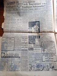 Cumhuriyet Gazetesi - 3 Ekim 1957 - Muhalefet Partileri Arasında Konuşmalar -  Dün 30 İlde Demokrat Parti Aday Yoklamaları Yapıldı - Irak Muhalefet Lideri  Sammirrat Nuri Said Paşayı İtham Etti - Abdülhalik Renda Dün Vefat Etti - Amerikalı İktisatçı Max Thornburg Karadeniz'de Bir Geziye Çıkıyor - Doçent Adile Ayda İstifa Etti-  Kapani Kardeşler Arasında Tartışma Devam Ediyor - Metin Toker tahliye edildikten sonra eşi yavrusu ve İsmet İnönü ile bir arada fotoğraf - Makarios Komünistlerle İşbirliği Yaptığını Açıkladı - İblisin Kızı Yazan Guy Des Cars Yazı Dizisi - 20 Liraya Bir Yahudi Nakleden M. Kenan Kan Yazı - Aşçı Ve Garson Eğitim Merkezi Açılıyor - biraz da başka şeyler yazan Burhan Felek  - haydut filmi Beyoğlu Lale ve Pangaltı İnci sinemasında -İstanbul opereti işbirliği -Fransa'da Siyasi Ve İktisadi Kriz - Yurtta Seçim Mücadelesi İntibaları - Demirkırat'tan Sonra Şimdi de Demirkırası - Fenerbahçe Spartak'a Bir Maç Teklif Etti - Fenerbahçe Son 20 Dakikada Beyoğluspor'a 4 Gol Attı