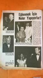 HAYAT HAFTALIK HABER MECMUA, DERGİSİ - ORTA SAYFA POSTER: AYIN GÖRÜNMEYEN YÜZEYİNDEN - 10 TEMMUZ 1969 - SIRA NO: 666 - SAYI: 29 - ŞEVKET RADO - HİKMET FERİDUN ES - MEHMET A. KAYABAL - MUAMMER ŞAHİN - APOLLO-11 KOZMONOTLARI - APOLLO-10 AY YÜZEYİ FOTOĞRAFLARI - PETKİM TESİSLERİ - ÇETİN ŞAHİNER - MUHARREM DALKILIÇ - FAHİR ÖZGÜDEN - AYDIN ONUR - GÜL ÇİRAY - KINSELLA - ROBERT KENNEDY - TED KENNEDY - CARNABY STREET MODA PARTİSİ - ATİLLA AKSU - DÜŞÜNCELER SÖZLÜĞÜ - AŞK TANIMLARI - OSCAR WILDE - GOETHE - PETRARQUE - SAINT AUGUSTIN - W. FAULKNER - PAUL GERALDY - CALDERON - R. DE CAMPOAMOR - S. GULTRY - THOMAS - BRET - JAPON ŞİİRİ - TÜRKLER NELER YAPIYOR - GEMİ YAPIMI - TAŞKIZAK TERSANESİ - PENDİK TERSANESİ - DERİNCE PETKİM - TÜRK BESTECİLERİ ANSİKLOPEDİSİ (ARA VERİLDİ) - HAYAT APARTMAN KAMPANYASI - 5. KUPON DUYURUSU -  EKSİKSİZ TAM TAKIM 48 SAYFA