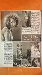 HAYAT HAFTALIK HABER MECMUA, DERGİSİ - ORTA SAYFA POSTER : 13 HAZİRAN 1958 - SAYI: 88 - DAVID NIVEN - HJORDIS NIVEN - BELINDA LEE - MIKE TODD - MARIE BLANCHARD - BARBARA HUTTON - WILLIAM DOUGLAS - JAMES DOUGLAS - PRENS MEDVANI - KONT HAUGWITZ - LANCE HUTTON - GARY GRANT - RUBRIOZA - BARON VON CRAMM - JACQUELINE FRANÇOIS - KATHERINE HEPBURN - HİKMET FERİDUN ES - KIM NOVAK - EISENHOWER - THE PHILADELPHIA STORY - AFRİKA KRALİÇESİ - CANAVAR TOHUMU - VENEDİK TATİLİ - YAĞMURCU - DESKS SAT - 80 GÜNDE DEVRİALEM - BAĞDAT PRENSİ - CEZAYİR CASUSU - KARA SU - CİNSİYET TERBİYESİ ÜZERİNE SOHBET - HOLLYWOOD - MITHATPAŞA STADYUMU - YEŞİLKÖY HAVAALANI - BELINDA LEE - PRENS FILIPPO ORSINI - CHARLES COHEN - ANOUK AIMÉE - MAURICE RONET - CORNEL LUCAS - NORMAN WISDOM - MIHRAN EBEYAN - ÇUHACIYAN - ZEYNEP - DURSUN - KEZBAN - LEBLEBİCİ HORHOR OPERETİ - SARAY SİNEMASI BALE TEMSİLİ - AFRODİT FİLMİ - J.A. RANK ŞİRKETİ - SENİ SEVMEK KADERİM - AMBER - JOSEPHINE - GELİN TACI - SABAH  -   EKSİKSİZ TAM TAKIM 48 SAYFA