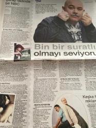 CUMHURİYET HAFTA SONU GAZETESİ DOĞUM GÜNÜ HEDİYESİ- 24 OCAK 2009 -Şirin Güven-Sinem Dönmez-Gamze Erbil-Yılmaz Okumuş-Mazhar Alanson-Güven Kıraç-Alper Turgut-Esra Alıçavuşoğlu-Jermaine Browne-Figen Atalay-Çiğdem Kağıtçıbaşı-Süreyya Önder-Nilüfer Narlı-Mazlum Çimen-Gökhan Kırdar-Zuhal Aytolun-Murat Şeker-Sinan Akçay-Sibel Arslan Yeşilay-Gülten Kaya-Fatih Çevikkollu-Bülent Kaya-Hande Yener-Gökhan Özoğuz-Ahmet Refik Ünal-Sevim Gözay-Cüneyt Cebenoyan-Gülten Dayıoğlu-Ece Temelkuran-Banu Alkan-Yeşim Tabak-Sinan Çetin-Ercan Saatçi-Ferhan Şensoy-Nevra Serezli-Gönül Ülkü-Erol Günaydın-Altan Erkekli-Yakup Yavru-Bülent Emin Yarar-Şener Şen-Erdal Özyağcılar-Yıldız Kenter-Gülriz Sururi-Tuncel Kurtiz-Metin Akpınar-Zeki Alasya-Kemal Sunal-Haluk Bilginer-Fikret Kuşkan-Nurgül Yeşilçay-Timuçin Esen-Atilla Dorsay-Ali Özgentürk-Handan İpekçi-Hülya Koçyiğit-Yeşim Ustaoğlu-Reha Erdem-Uğur Yücel-Nuri Bilge Ceylan-Uğur Hüküm-Alin Taşçıyan-Semih Kaplanoğlu-Sibel Kekilli-Fatih Akın-Nazif Tunç-Yönetmen Deniz Akça