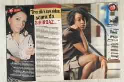 AKTÜEL -18 YETİŞKİNLERE YASAK DERGİ - SAYI 35 - 21-27 ARALIK 2006 - JESS: HAYRANLARIMIN HASTASIYIM - BU KIZA DİKKAT: GÜNCE - SMYRNAME: POLİFONİK ROCK NEDİR, NE DEĞİLDİR? - TAKTİK: DELİYE HER GÜN YILBAŞI - UCK GRIND: UÇLARDA GEZİNEN GRUP - YENİ YILDA ÖSS’DEN KURTULMAK İSTİYORUZ - BİZİM ÇOCUKLAR YILBAŞI GECESİ NE YAPACAKLAR? - ECE ERKEN: BİZE DE MANİTA BULSANAAA! - MEMLEKETİN İLK KADIN SİHİRBAZI: İLKAY ÖZDEMİR - MUSE WEMBLEY’DE SAHNEDE - ÖZLEM TEKİN’E GENÇ SEVGİLİ - DORIAN’DAN HEM KLİP HEM KONSER - SÜRPRİZLİ TİYATRO: ÖP BABANIN ELİNİ - 2006’DA EN ÇOK BRITNEY TIKLANDI - UCK GRIND: AŞK ŞARKISI BEKLEMEYİN, ÖFKE VAR! -  JESS - GÜNCE - ANDREAS WILDERMANN - DİLEK AKBAŞ - ERTAN - GÖKHAN AKÇAY - SEVARA NAZARKHAN - JOAQUIN CORTES - HARUN KOLÇAK - EMRE AYDIN - HEPSİ - BULUTSUZLUK ÖZLEMİ - REDD - AYDİLGE - BADEM - GRİPİN - MANGA - ECE ERKEN - İLKAY ÖZDEMİR - MUSE - ÖZLEM TEKİN - DORIAN - GÖNÜL ÜLKÜ - GAZANFER ÖZCAN - BRITNEY SPEARS - SHAKIRA - JESSICA SIMPSON - TANJU (UCK GRIND) -    -  31 SAYFA