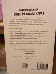 Gözlerini Sımsıkı Kapat