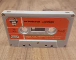 ZEKİ MÜREN ESKİMEYEN DOST KARTONETSİZ KASET TÜRKÜOLA ALMANYA BASKI