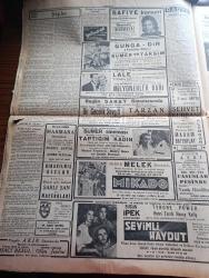Cumhuriyet Gazetesi - 31 Mart 1940 - Almanya harbi yalnız başarmaya mecburdur yazan Nadir Nadi Başmakale - balkanlarda devamlı sulh isteyen bir kuvvetli Türkiye vardır - Şarkta sulhun garantisini teşkil eden Türk Fransız mukavelesinin Ankara'da imza merasimi fotoğraf - Churchill dün yeni tedbirleri anlattı Almanya'yı bitaraflardan istifade ettirmeyeceğiz dedi - dün şiddetli topçu muharebelerine sahne alan garp cephesinde bir Fransız bataryası faaliyette fotoğraf - harp kurbanı millet finlandiya'da 250.000 yaralı var - meğer Avrupa harbini Roosevelt hazırlamış - Churchill sovyetlere harp ilan etmeyeceğiz Tek hedefimiz Nazi Almanyası - Türkiye Suriye dostluk anlaşması Ankara'da imzalandı fotoğraf - mektep talebeleri bir örnek elbise giyecekler - yeni şekilde Karagöz ve kukla - Safiye Ayla konseri Beyazıt Marmara sinemasında - milyonerler barı filmi Lale sinemasında - Hacı Resul ve Ölüm Jeplini filmi Pangaltı Akın sinemasında - bugünkü radyo programı - pazardan pazara yazan Server Bedi
