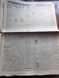Cumhuriyet Gazetesi - 14 Ocak 1955 - Mısır Türkiye Irak anlaşmasına cephe aldı - Başbakan Adnan Menderes Irak meclisine hitap ederken fotoğraf - Başbakan Adnan Menderes'in Irak meclisine girişi ve mebuslar tarafından alkışlanışı fotoğraf - Suriye'de aleyhimizde gösteriler - Akis Mecmuası İle Mükerrem Sarol davasında müdafaa fotoğraf - İtalya'da faşizm hortladı mı - İsviçre'de Migros teşkilatını tetkik etmekten geliyorum röportajı yapan Aslan Tufan Yazman - İstanbul'da 405.345.971 lira vergi tahsil edildi - Üsküdar cankurtaran merkezi hizmete girdi - bir paketin hikayesi yazan Burhan Felek - İsmaili başimamı kim olacak - Türk ve Macar güreşçilerinin mukayeseleri yazan Haluk San - amatör kümeler puan durumu - İstanbul Ankara Radyosu Programı - Zoraki Diplomat yazan Yakup Kadri Karaosmanoğlu Yazı Dizisi - radyoaktif ışınlar 64 kilometre mesafeden gözleri kör ediyor - İstanbul Belediyesi Şehir Tiyatroları dram kısmında beyaz güvercin komedi kısmında geçti borun pazarı - Akbank