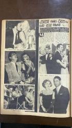 YELPAZE RESİMLİ SALON MECMUASI DERGİSİ - SAYI : 377 - 2 EYLÜL 1959 -SEZEN CUMHUR - HAYRİ - CUDİYE - ANDRE MONET - ROBERT LE DRU - MADAM MONET - JEAN WALLACE - CORNEL WILDE - TONY CURTIS - JANET LEIGH - G. PACK - AVA GARDNER - MUZAFFER TEMA - GUIDOBALDO - BARBARA - IZABELLA - LUJ - ŞEHZADE SELİM - ŞEHZADE KORKUD - ŞEHZADE AHMET - ŞEHZADE CEM - YAVUZ SULTAN SELİM - MUSTAFA - SÜLEYMAN - BODUR MUSTAFA - BOĞA SÜLEYMAN  AŞK VE AYRILIK - ERKEKLER VE ALIŞKANLIKLAR - FİKRİ TOPLANTILAR - CİNAYET VAKALARI - HOLLYWOOD HABERLERİ - DÖNÜŞLER VE BAŞARILAR - MONDEN HAYAT - TARİH ROMANI  YÜZÜSTÜ BIRAKILMA HİKAYESİ, YAZAN : SEZEN CUMHUR - BİR TADIMLIK HİKAYESİ, - ST. ADRESSE CİNAYETİ HİKAYESİ, YAZAN : SEZEN CUMHUR - ÜÇ KADIN HİKAYESİ, YAZAN : SEZEN CUMHUR - ŞEHZADE SELİM HİKAYESİ, - GAZİ MUSTAFA KEMAL ATATÜRK - FEVZİ PAŞA - VAN ROSSEM - KUZEY FRANSA ARTOIA - KIZILAY HEMŞİRELERİ - TOKALON PETALIA  ZAFER KONUŞMASI - GENÇLİĞE HİTAP - FRANSA'DA KAZA - ALMANYA BİSİKLET TURU - MEZUNİYET TÖRENİ - MO  - 26 SAYFA