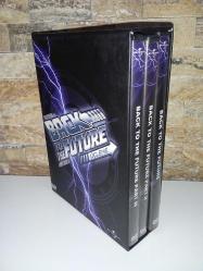 Back to The Future üçleme Geleceğe dönüş / Part 1-2-3 Film. 3 DVD lik Box Set. Orijinal. Türkçe altyazılı. Çok iyi durumda.  koleksiyonluk