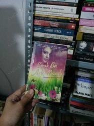 Sıcak Bir Aşk Masalı  - Cep Boy