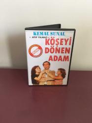 Dvd Film Köşeyi Dönen Adam Kemal Sunal Meral Orhansoy Necla Soylu Ali şen